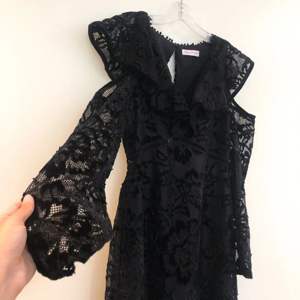 Red Carter Cold Shoulder Black Lace Mini Dress 6 - Picture 4 of 9